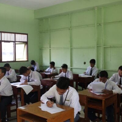 ___Penilaian Akhir Semester___